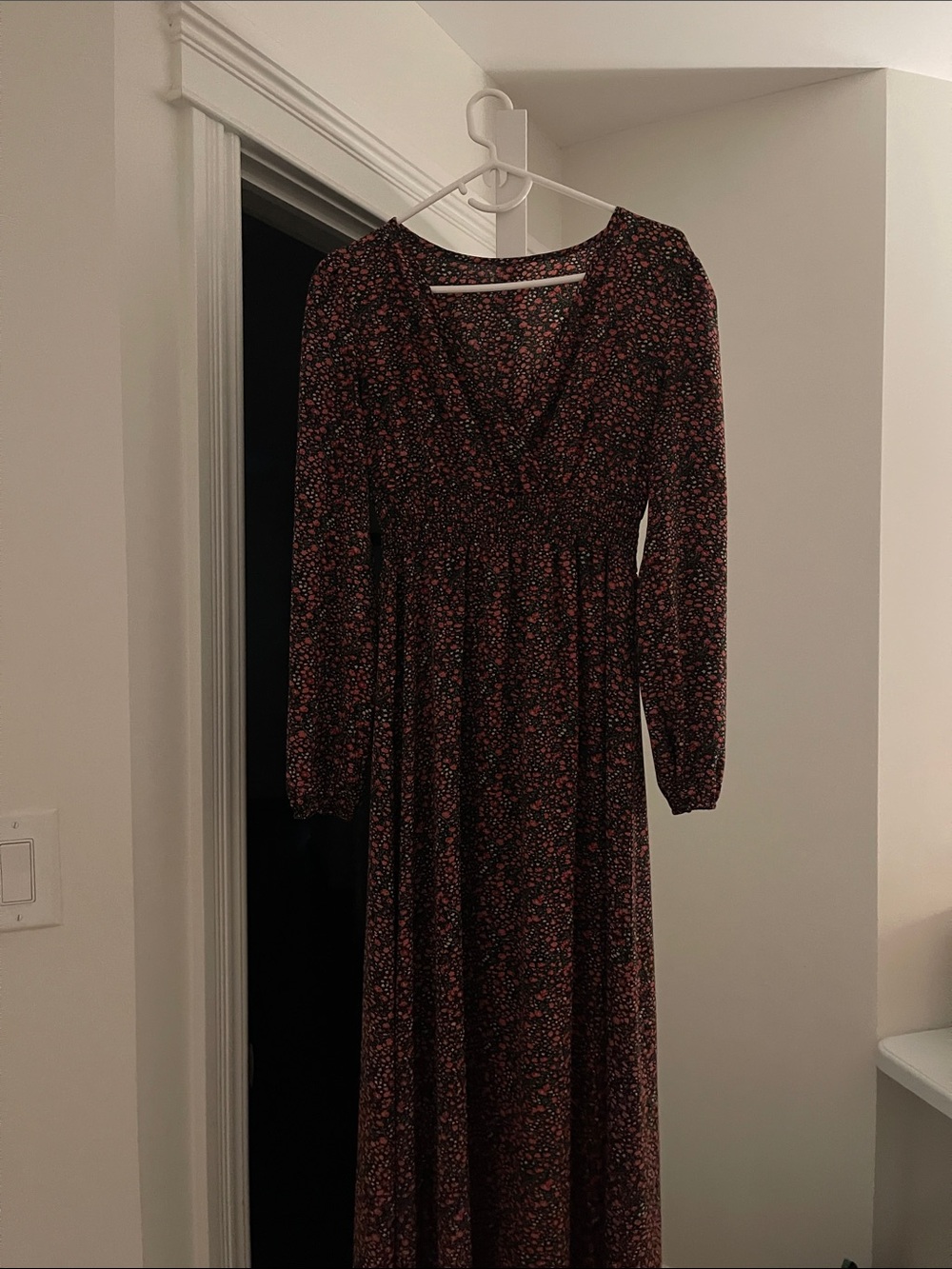 Long Sleeve Black Floral Maxi Dress - Unbranded